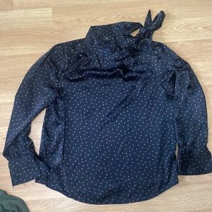 long sleeve pills dot blouse